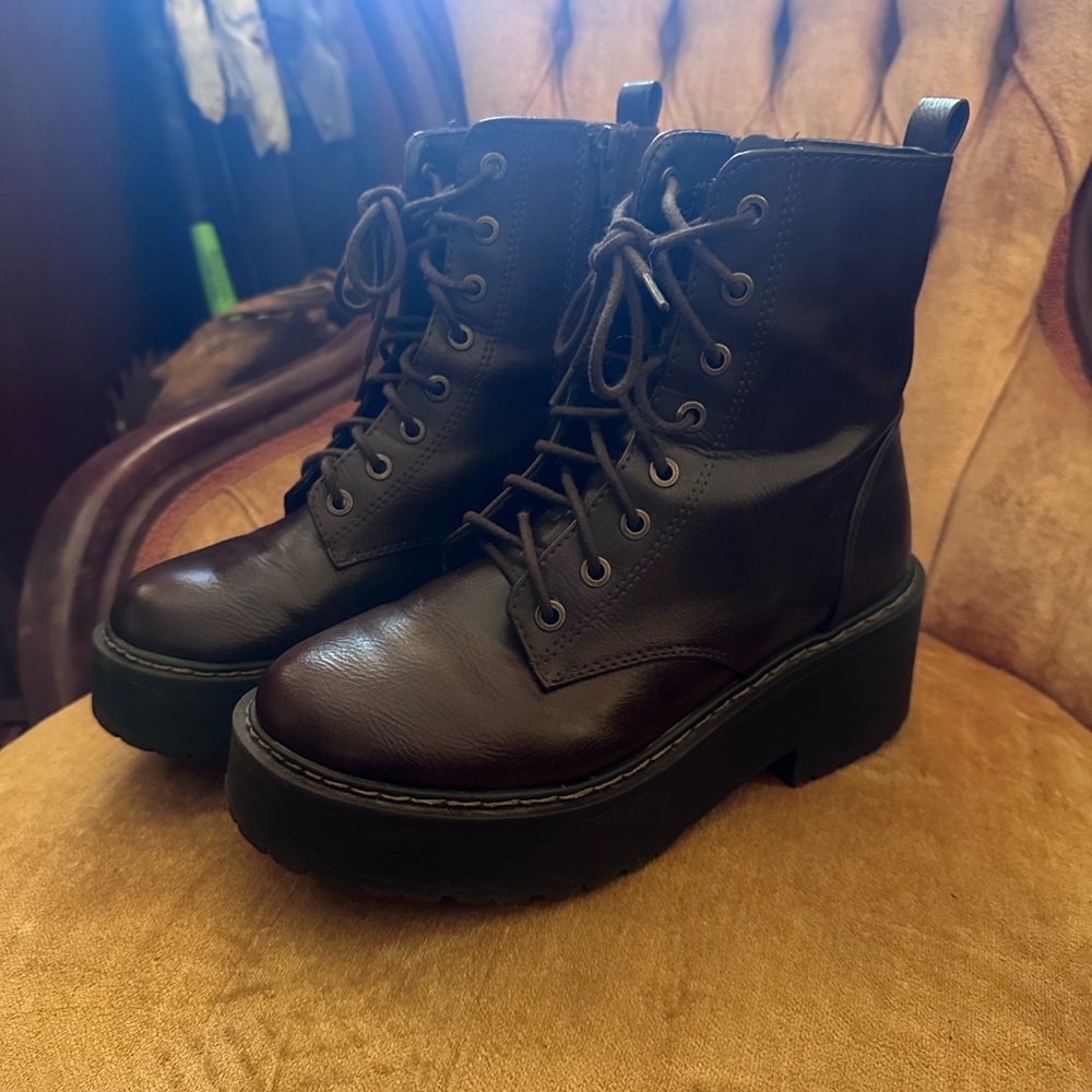 Soda Boots